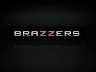 Brazzers - shes gonna vọt ra - sneaking trong các squirters yard cảnh diễn viên casey calvert và dan